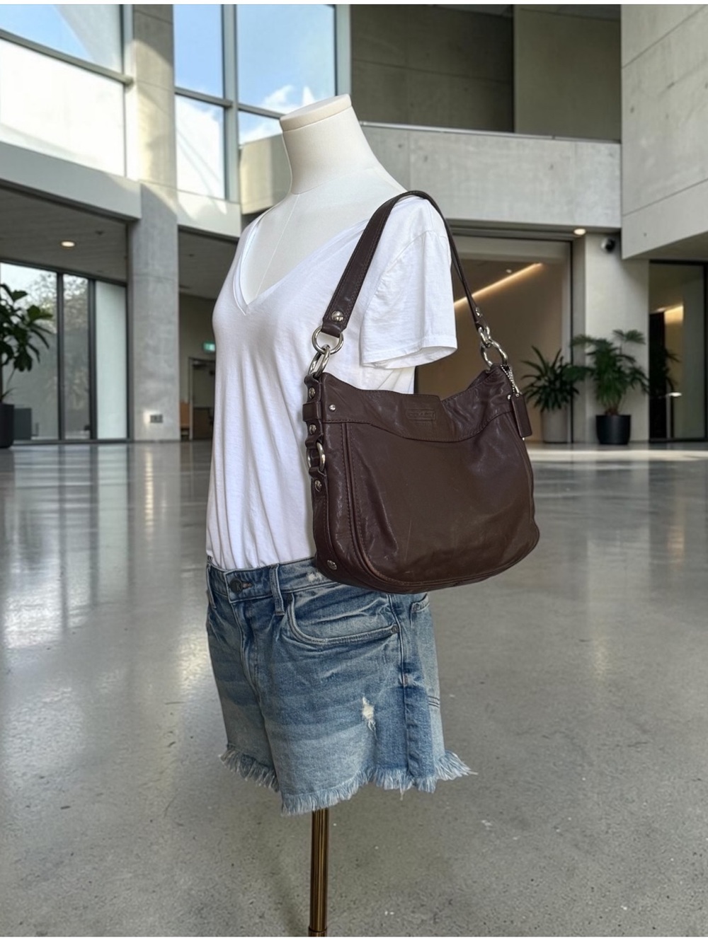Authenticated Coach Vintage Zoe Glove-Tanned Leather Shoulder Bag in Brown! COA!